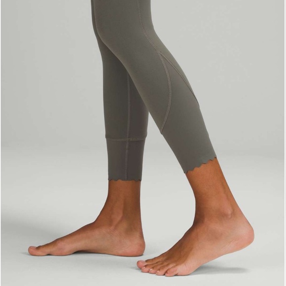 Lululemon Align Scalloped Hem High-Rise Pant 25" - Picture 2 of 5